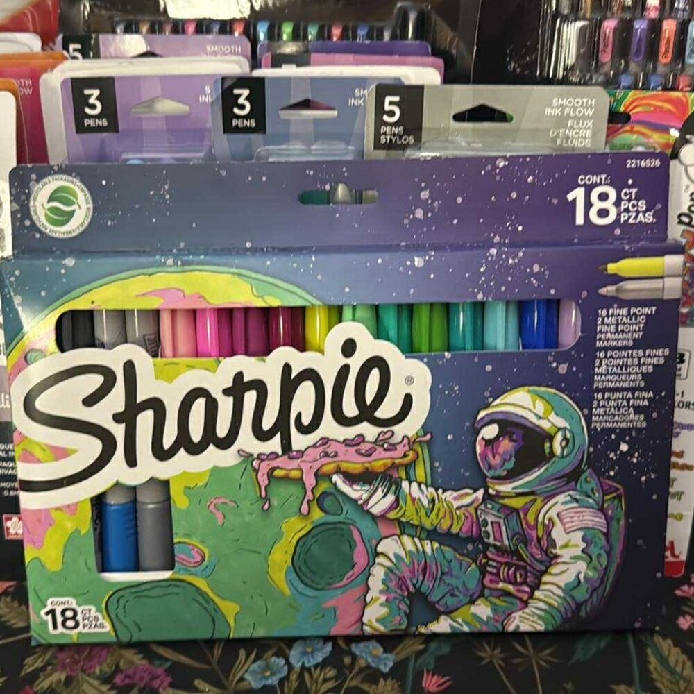Sharpie 18 CT Marker Set - Brand NEW